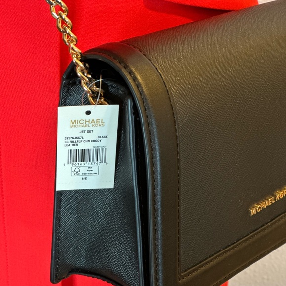 Classy NEW Michael Kors Jet Set Large Black Crossbody Bag  🌺Offers welcome! - Picture 2 of 8